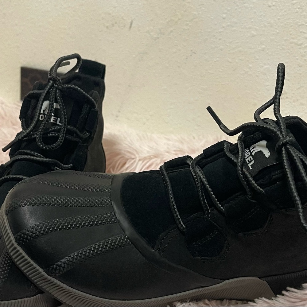 Sorel Out N About III Classic, Women's Size 8. Waterproof. Worn twice.